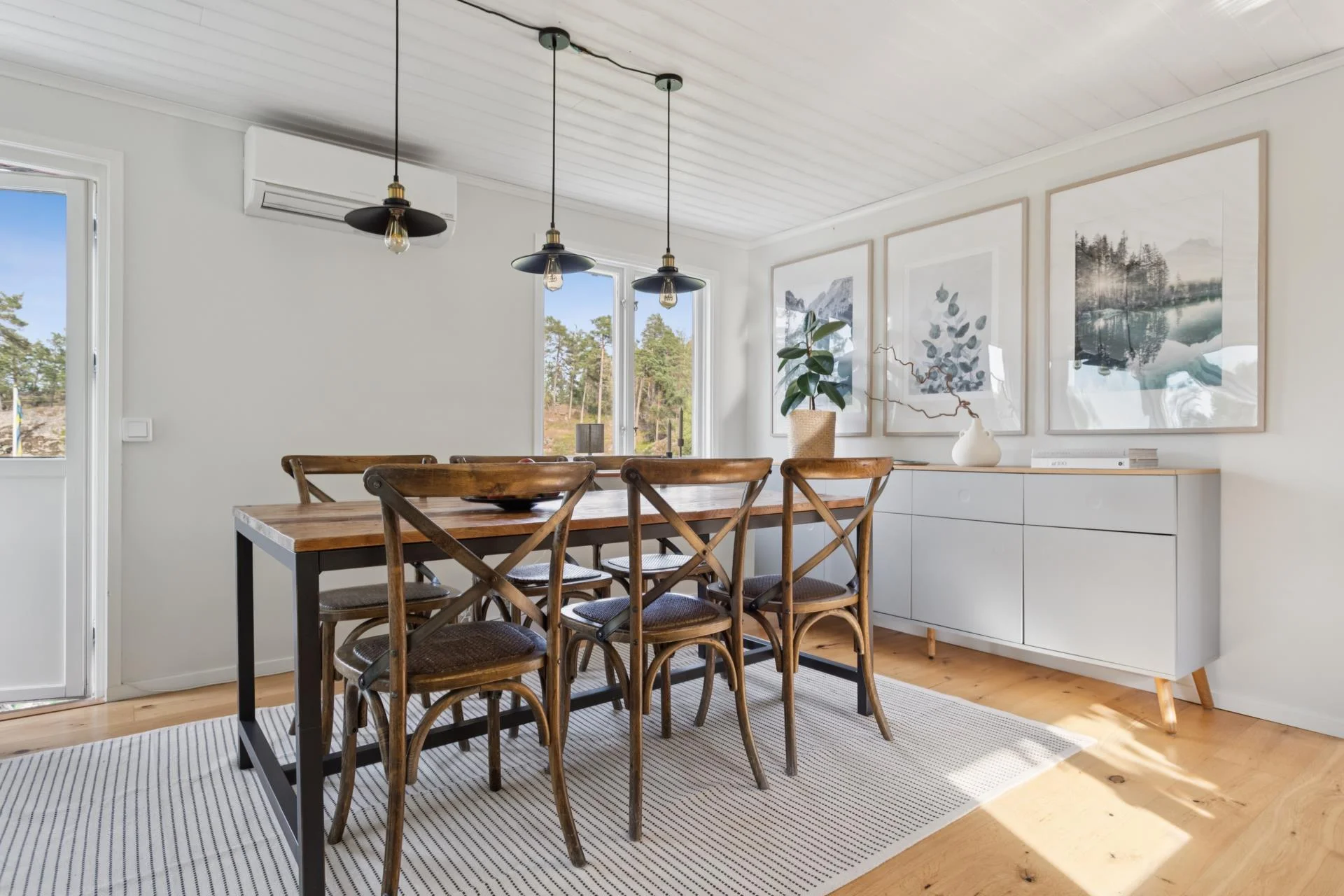Välrenoverat med högt och fint läge i idylliska kvarter