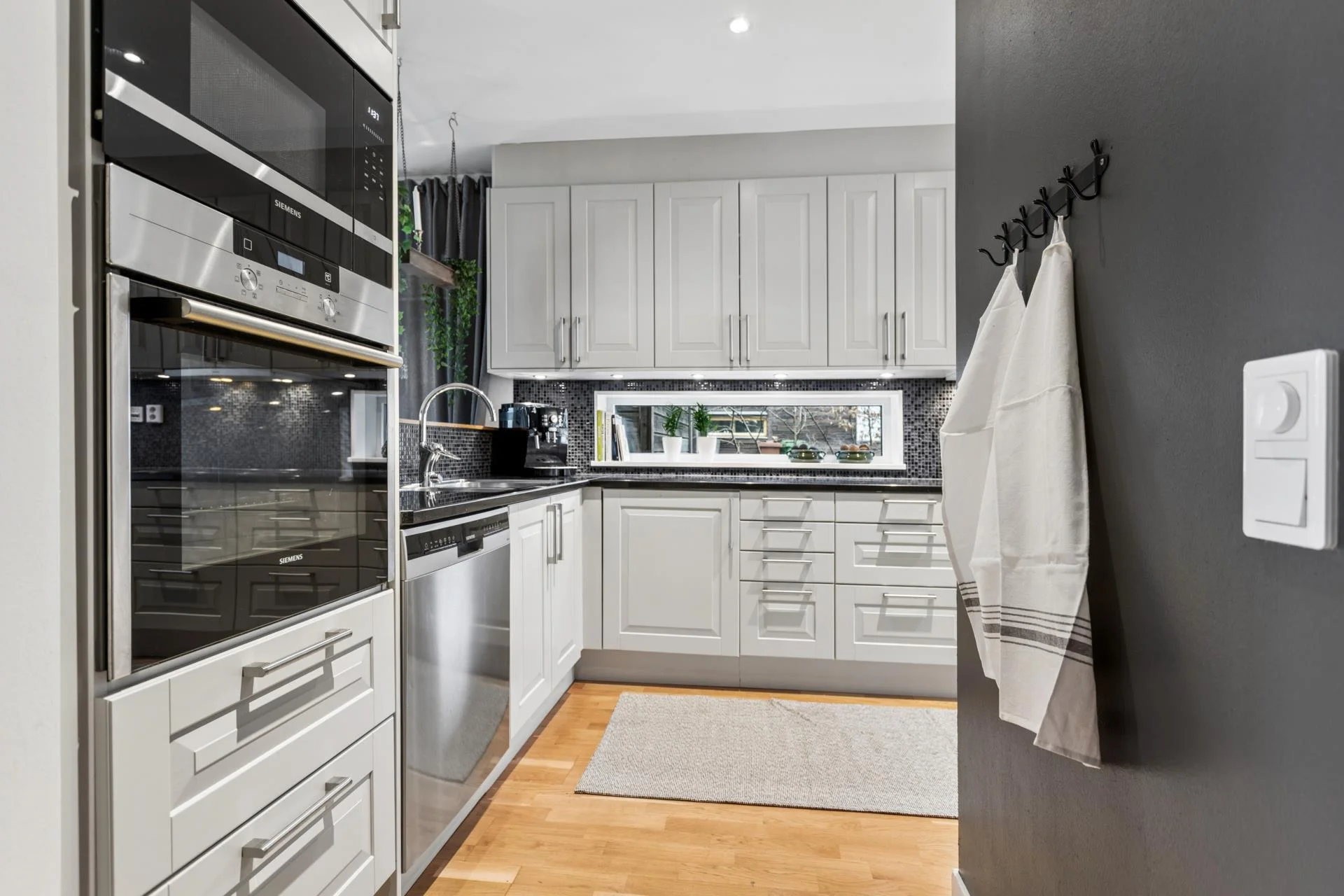 Tilltalande bostadsrättsparhus i lummiga kvarter med flexibel planlösning