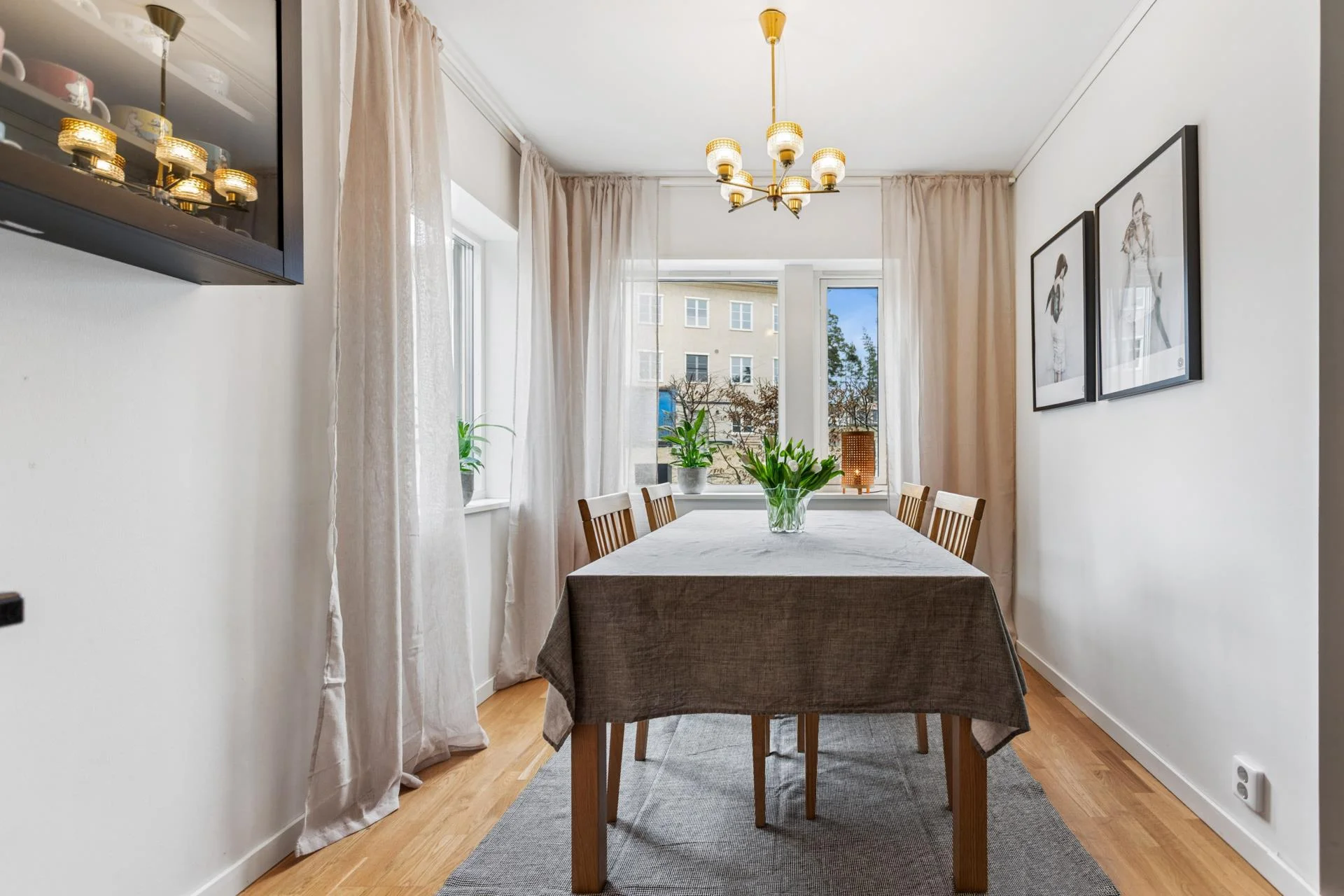 Tilltalande bostadsrättsparhus i lummiga kvarter med flexibel planlösning