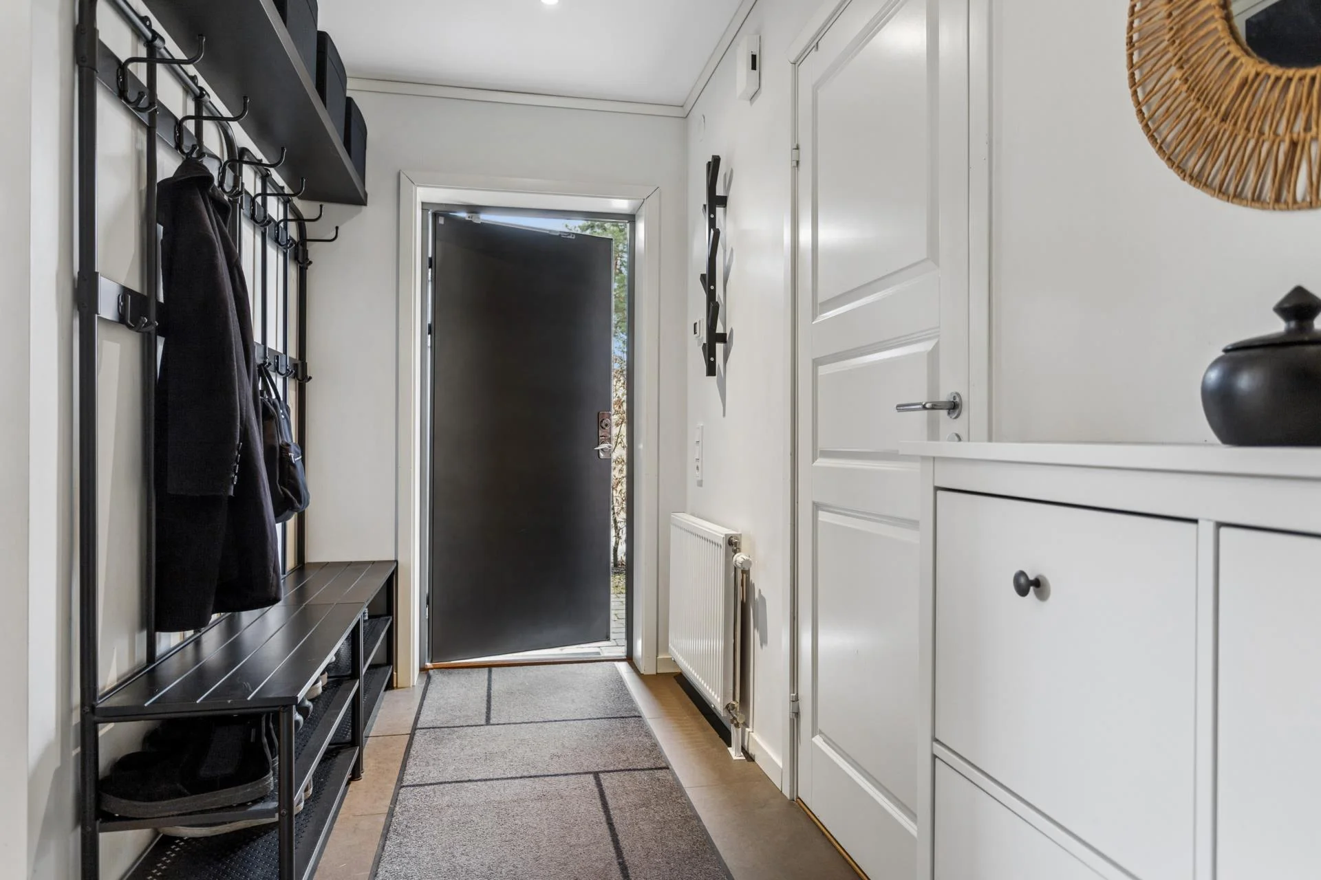 Tilltalande bostadsrättsparhus i lummiga kvarter med flexibel planlösning