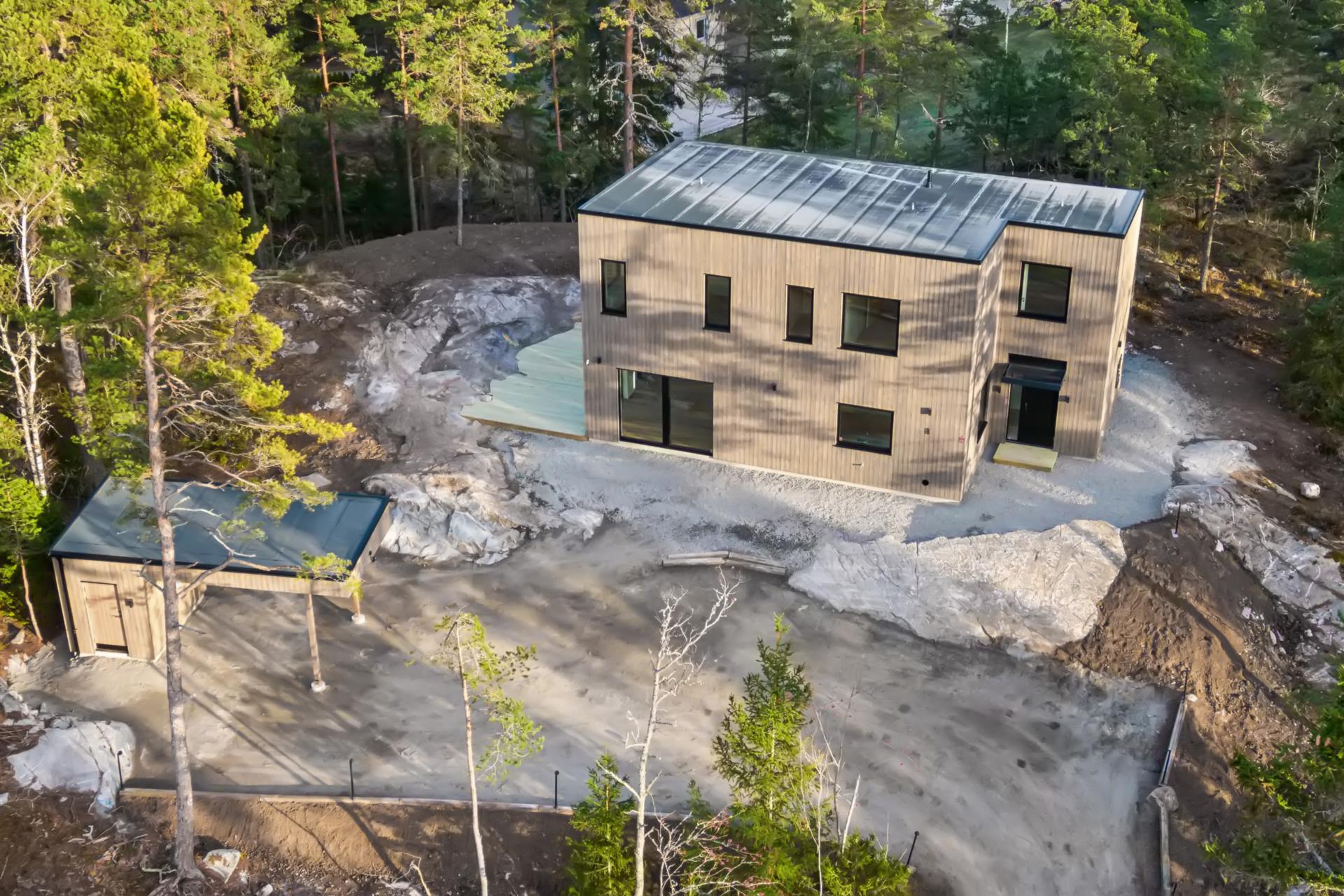 Nybyggd familjevilla i toppklass om 172 m² i populära kvarter med ett underbart läge