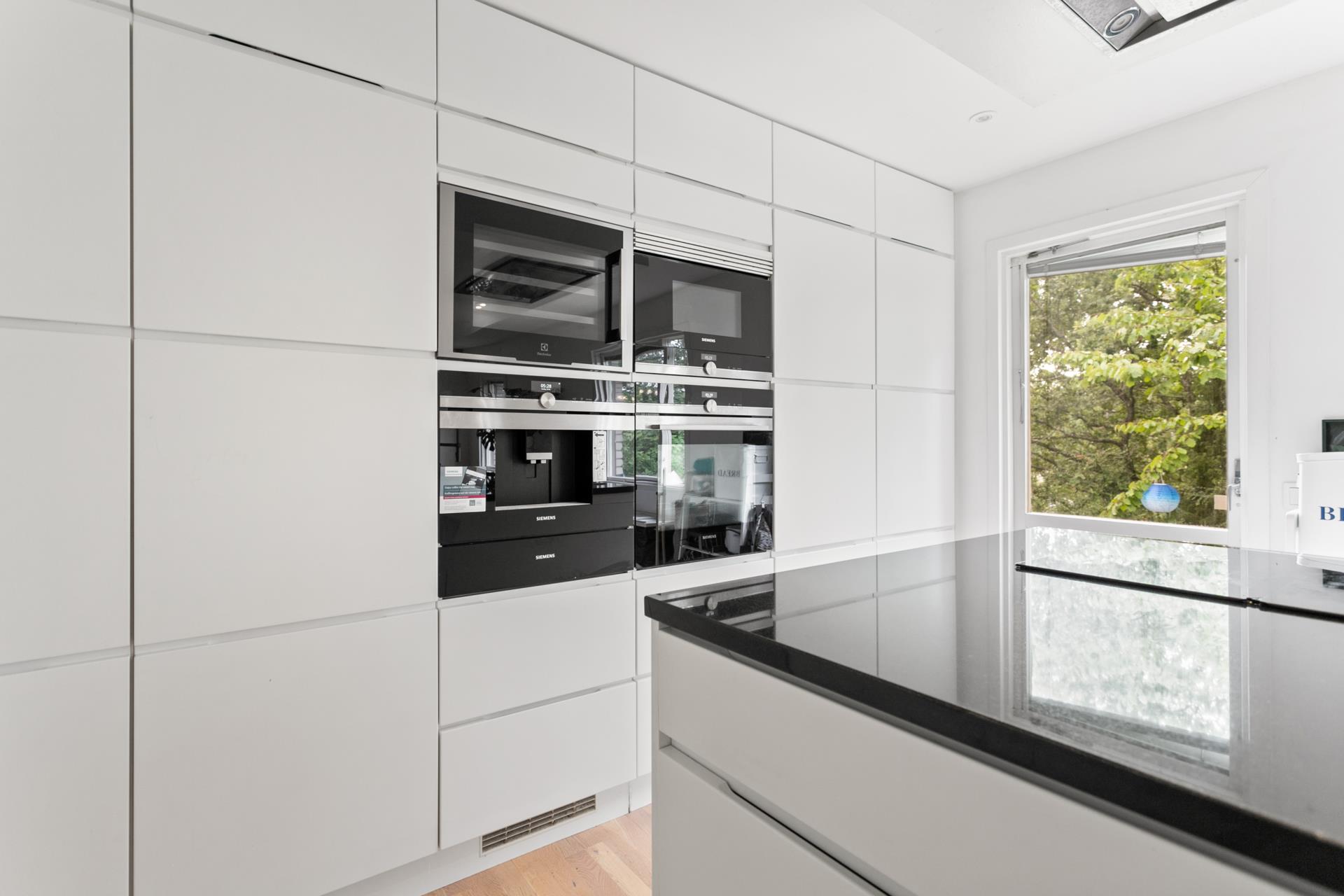 Stor välrenoverad villa om totalt 225 m² längst in på lugn återvändsgata