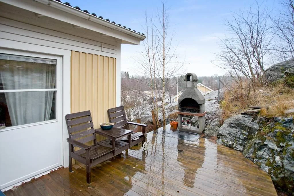 Fräscht bostadsrättsradhus om totalt 108,5 m² med bra hörnläge